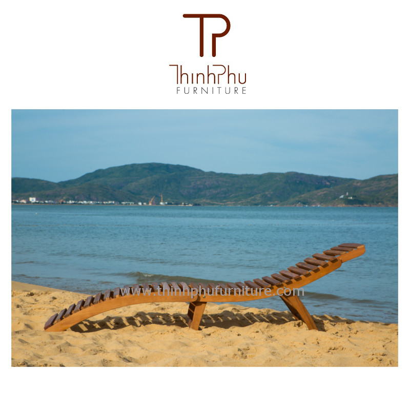 wooden-sun-lounger