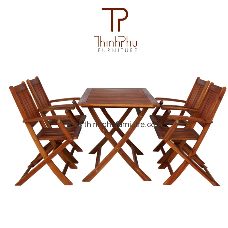 garden-dining-set